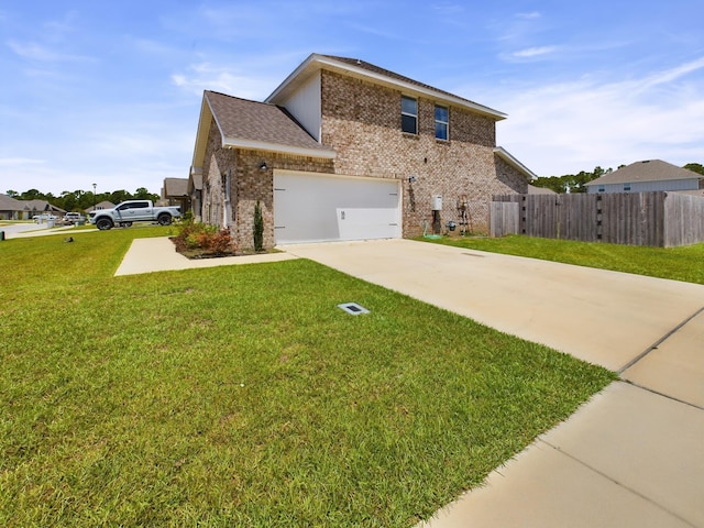 view of front facade featuring a front yard