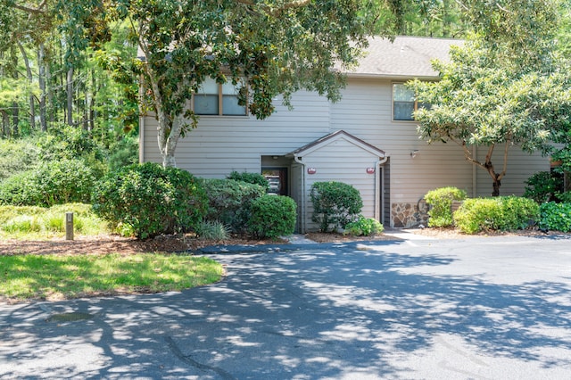 view of front of house