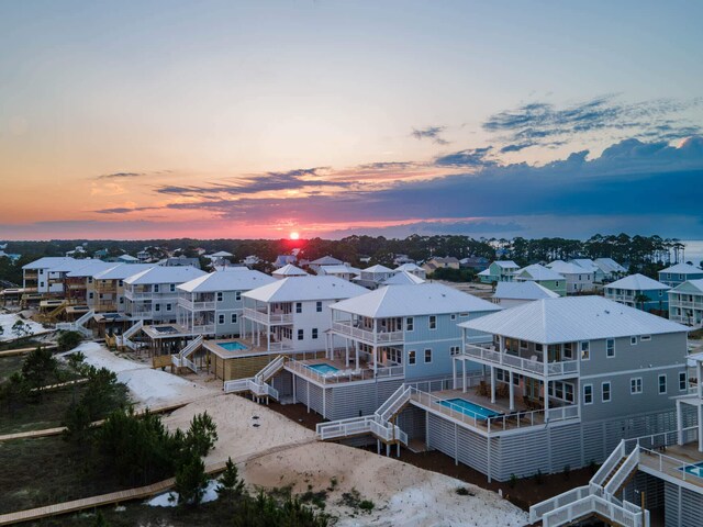 view of aerial view at dusk