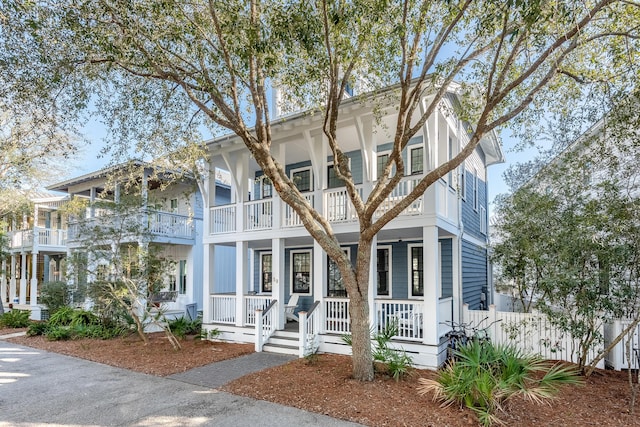 view of front of property with covered porch