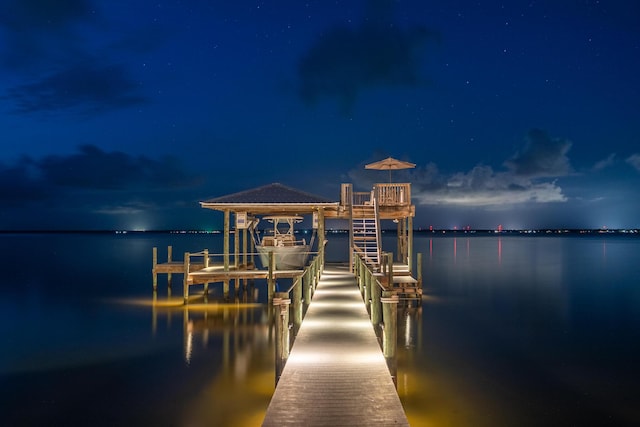 view of dock featuring a water view