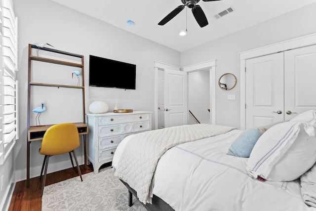 bedroom with visible vents, light wood-style flooring, recessed lighting, ceiling fan, and a closet