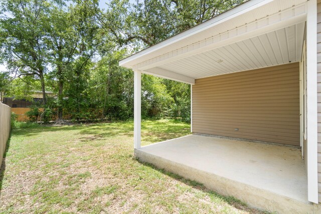 view of yard with a patio area