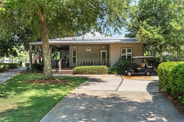 view of front of home featuring a porch