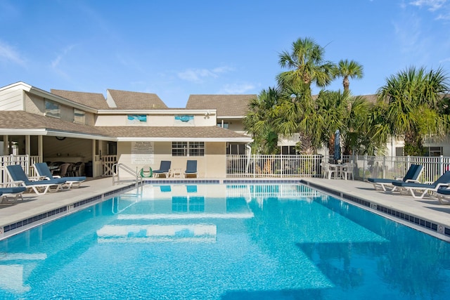 view of swimming pool featuring a patio