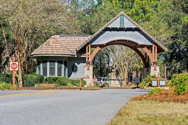 view of surrounding community