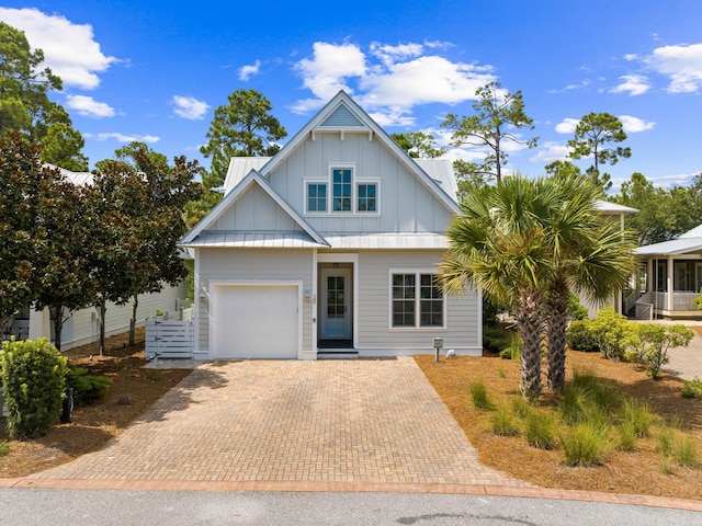 view of front of home featuring a garage