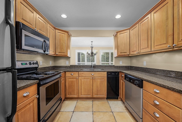 kitchen featuring appliances with stainless steel finishes, sink, light tile patterned floors, a chandelier, and ornamental molding