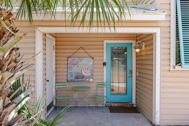 view of doorway to property