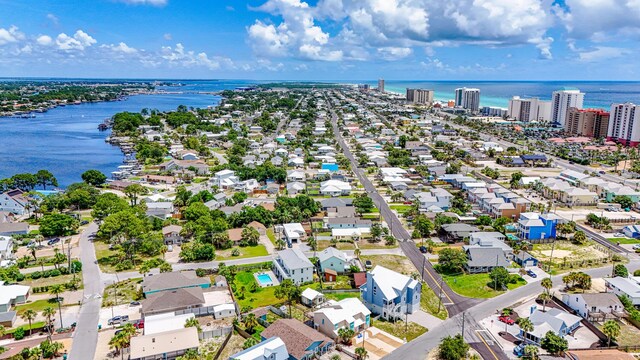 bird's eye view with a water view