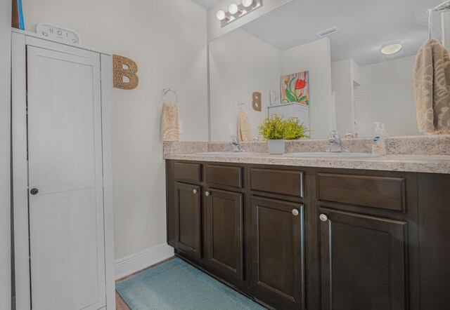 5736 Callaway Cir, Panama City, FL 32404 - bathroom with vanity