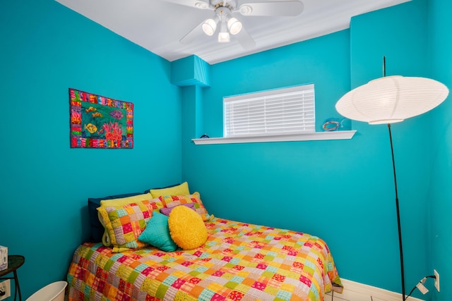 bedroom featuring ceiling fan