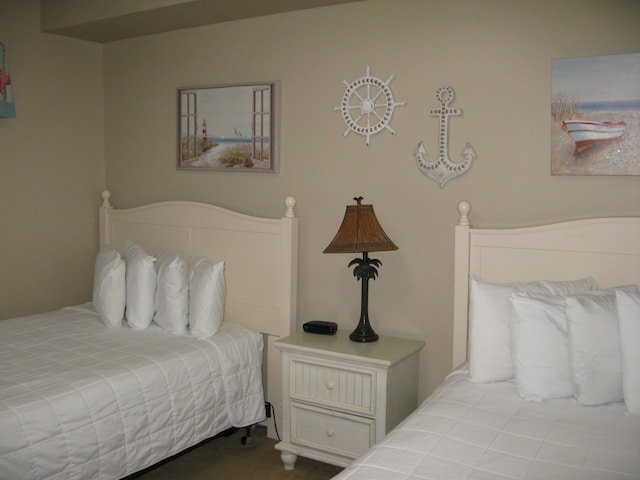 bedroom featuring carpet flooring