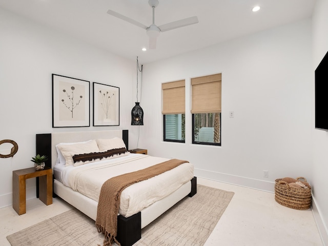 bedroom with ceiling fan