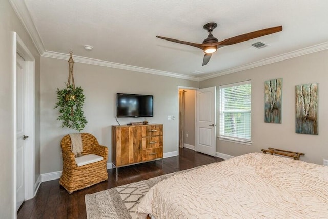 bedroom with dark hardwood / wood-style floors, crown molding, and ceiling fan