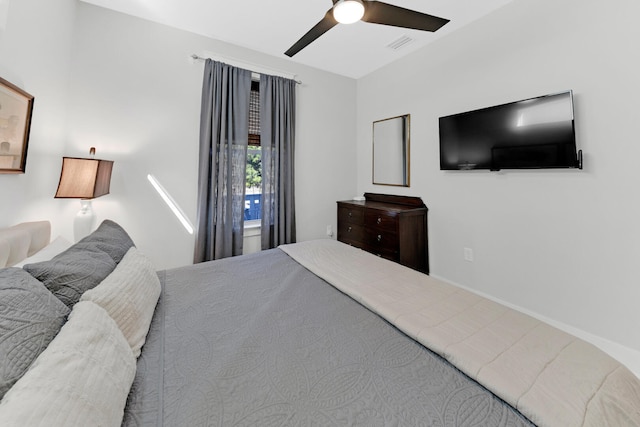 bedroom featuring ceiling fan