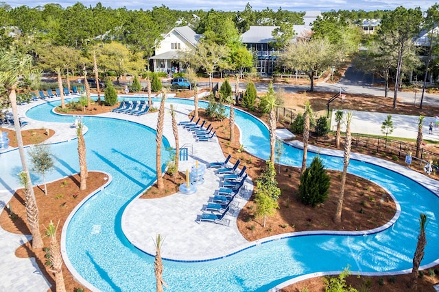 view of swimming pool