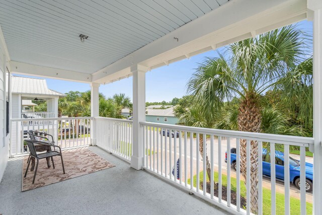 balcony with a porch