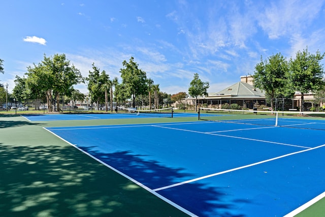 15100 Emerald Coast Pkwy Ph 2, Destin, FL 32541 - view of tennis court with fence