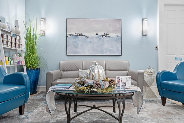 15100 Emerald Coast Pkwy Ph 2, Destin, FL 32541 - living area featuring baseboards