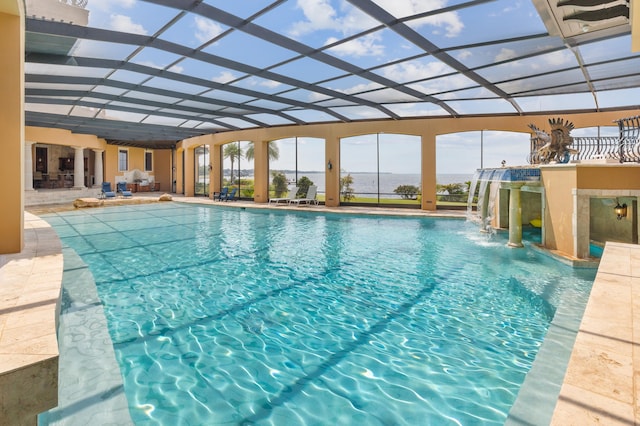 view of pool featuring a patio and pool water feature