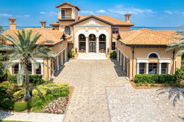 view of mediterranean / spanish-style house