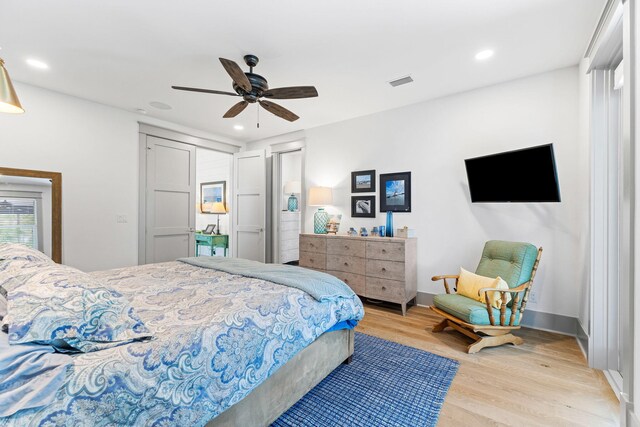 121 Shannon Dr, Santa Rosa Beach, FL 32459 - bedroom with recessed lighting, wood finished floors, a ceiling fan, visible vents, and baseboards