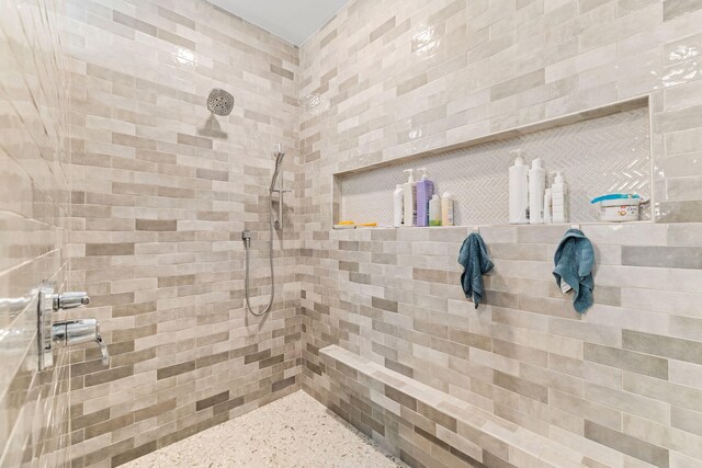 121 Shannon Dr, Santa Rosa Beach, FL 32459 - full bathroom featuring a tile shower