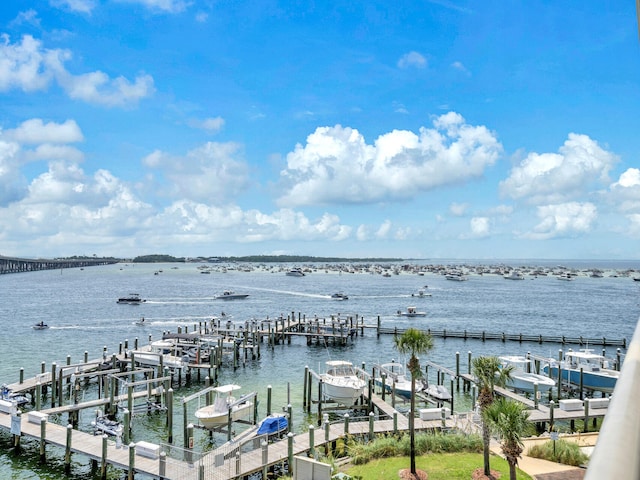 water view featuring a dock and boat lift