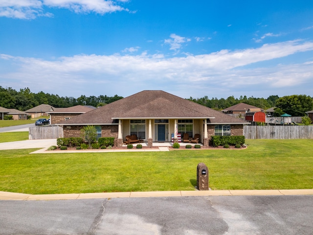 view of front of house featuring a front yard