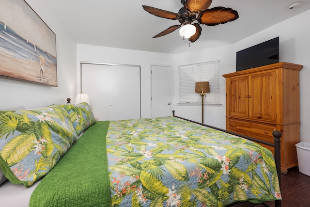 bedroom featuring a ceiling fan