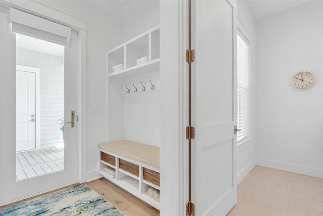 mudroom featuring baseboards