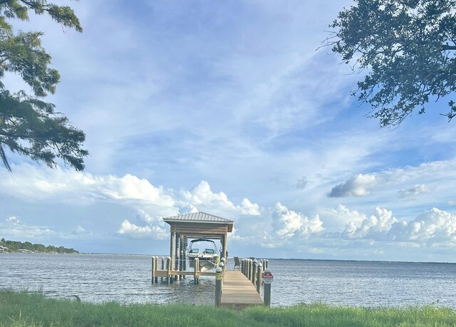 346 Beatrice Point Rd, Freeport, FL 32439