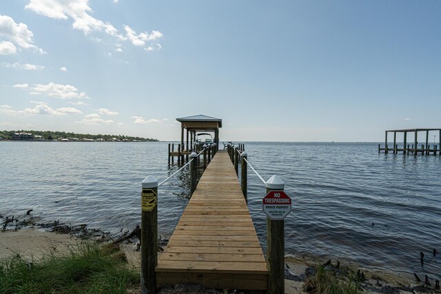 346 Beatrice Point Rd, Freeport, FL 32439