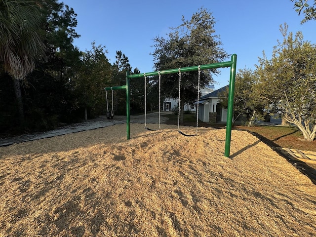 166 N Sand Palm Rd, Freeport, FL 32439 - view of community jungle gym