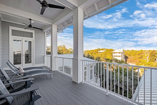 deck featuring ceiling fan