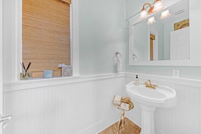 bathroom featuring tile patterned floors