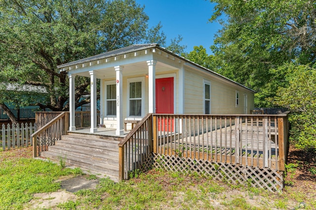 view of front of property featuring a deck