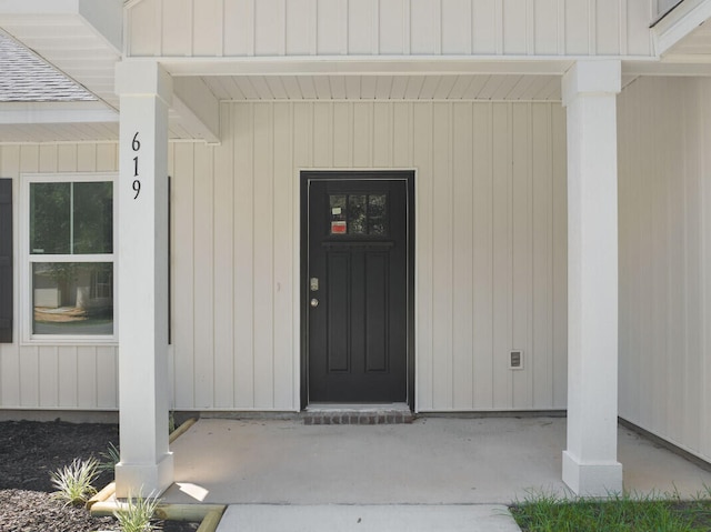 view of entrance to property