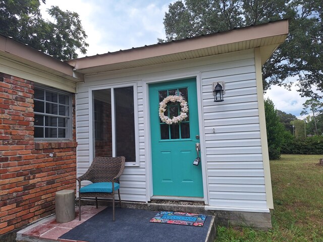 view of entrance to property