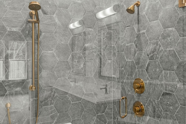 room details featuring a shower