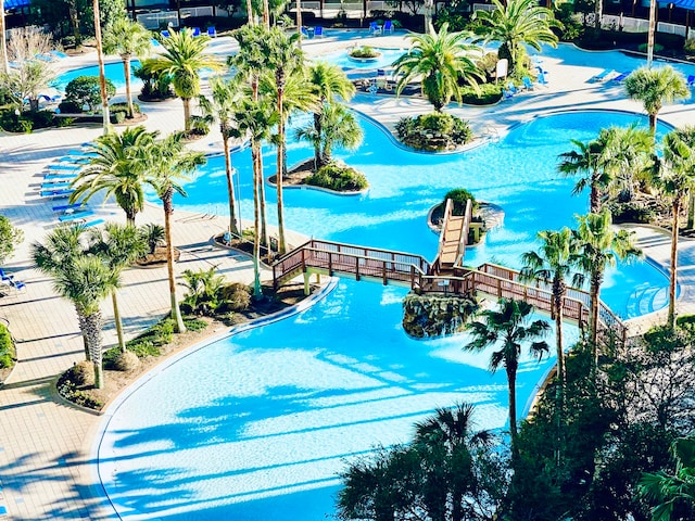 view of swimming pool