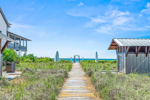 view of property's community featuring a water view