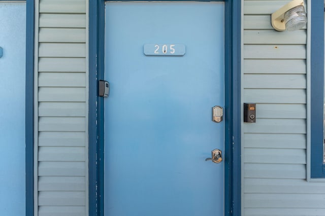 view of entrance to property