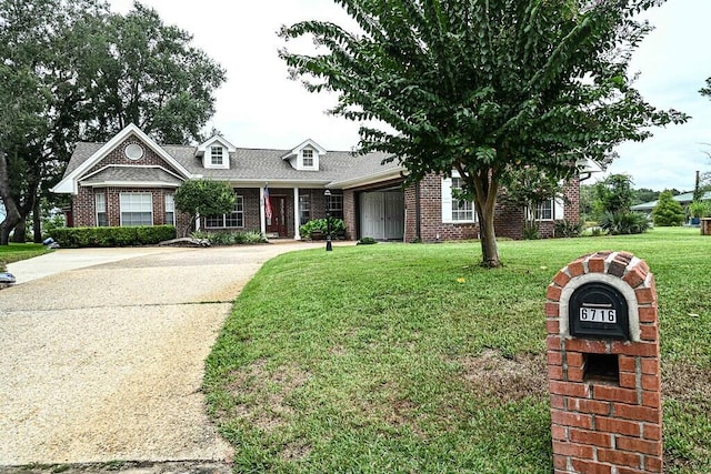 view of front of house with a front yard