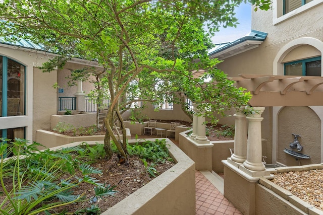 view of yard with a patio area