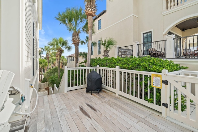 view of wooden deck