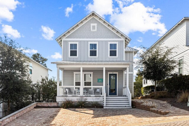 view of front of house with a porch