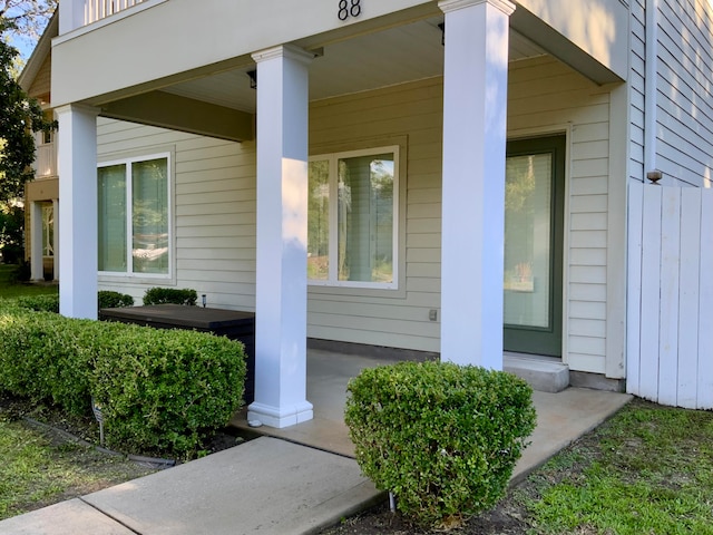 property entrance with a balcony