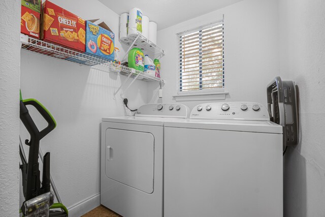 laundry room featuring independent washer and dryer